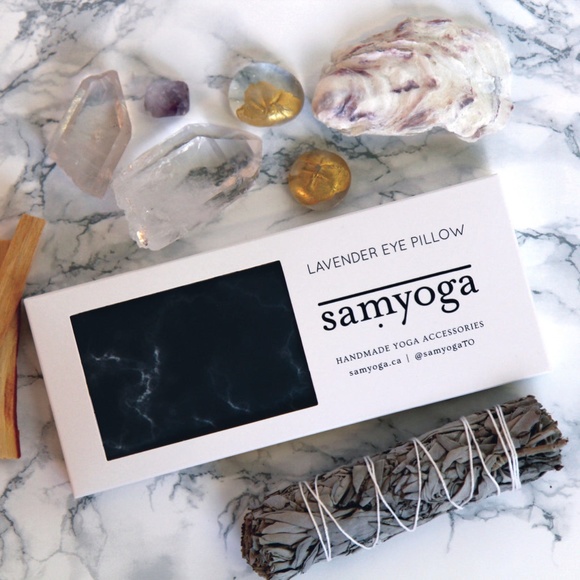 Sam Yoga Black Marble Eye Pillow - Picture 2 of 2